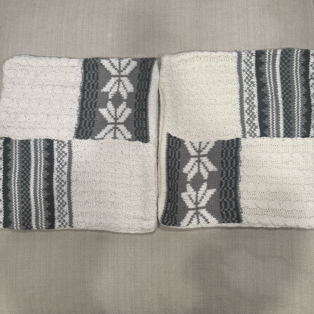 2 Pottery Barn Winter Cable Knit Sweater Pillow Covers 18 in x 18 in